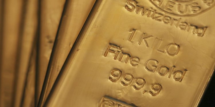 Giá vàng ngày 08/08: vàng SJC giảm mạnh