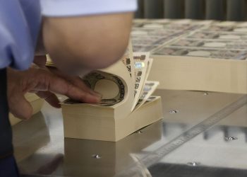 Đồng yên tăng mạnh trở lại sau khi giảm trước đó