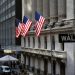 S&P 500, Dow giảm trước dữ liệu việc làm quan trọng