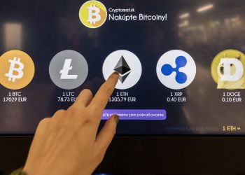 Cổ phiếu tiền điện tử tăng vọt sau khi Fed cắt giảm lãi suất mạnh