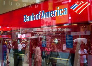 Berkshire bán thêm 8,5 triệu cổ phiếu Bank of America