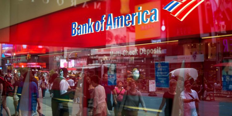 Berkshire bán thêm 8,5 triệu cổ phiếu Bank of America