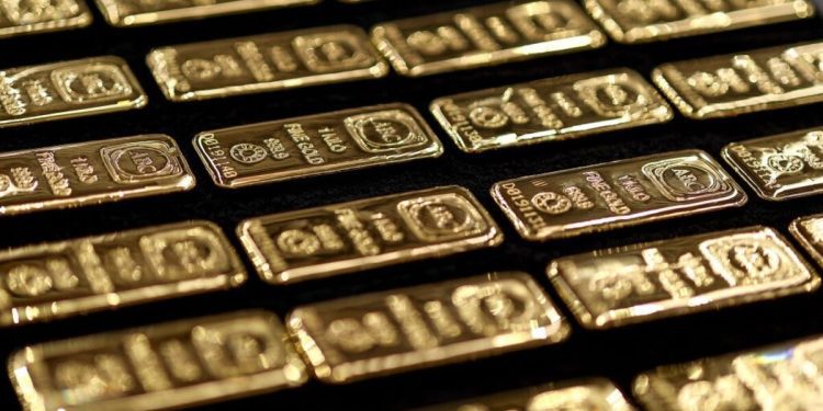 Giá vàng ngày 01/10: vàng thế giới giảm gần 1%