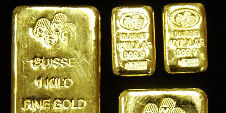 Giá vàng ngày 29/11: vàng thế giới tăng nhẹ nhờ nhu cầu trú ẩn an toàn