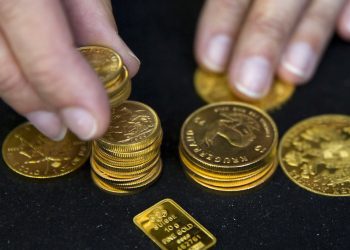 Giá vàng ngày 21/11: vàng SJC duy trì đà tăng mạnh