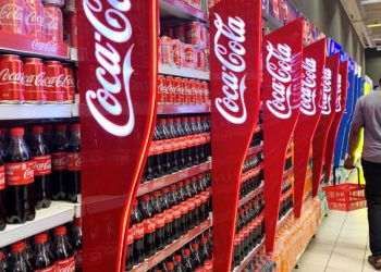Cổ phiếu Coca-Cola tăng 3% khi doanh thu quý tăng đột biến