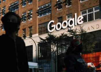 Cổ phiếu Alphabet giảm sâu do doanh thu đám mây không đạt kỳ vọng