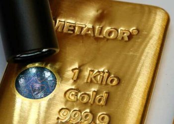 Giá vàng ngày 07/02: vàng SJC biến động ngày vía Thần Tài