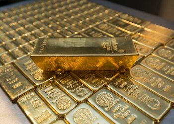 Giá vàng ngày 18/2: vàng SJC phục hồi gần 91 triệu đồng/lượng