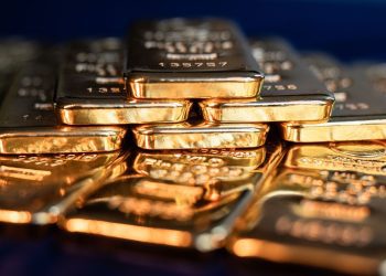 Giá vàng ngày 21/03: vàng SJC giảm mạnh