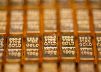 Giá vàng ngày 24/03: vàng thế giới biến động nhẹ