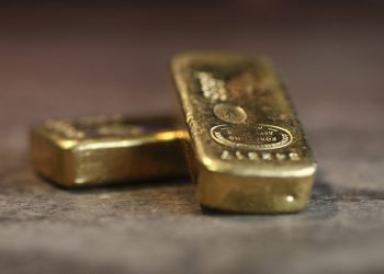 Giá vàng ngày 28/03: vàng SJC tăng thêm 200.000 đồng/lượng