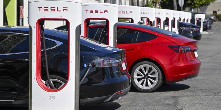 tesla 1