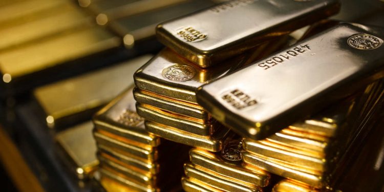 Giá vàng ngày 02/04: vàng SJC neo trên mốc 102 triệu đồng/lượng