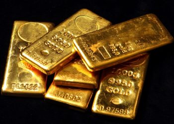 Giá vàng ngày 15/05: vàng SJC giảm sâu 