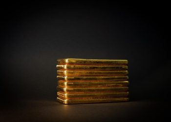 Giá vàng ngày 24/06: vàng SJC duy trì ổn định