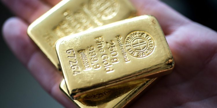 Giá vàng ngày 31/07: vàng SJC giảm nhẹ thêm 300.000 đồng/lượng