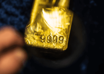 Giá vàng ngày 29/07: vàng SJC giảm nhẹ 