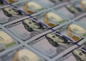 Đồng USD ổn định, giới đầu tư chờ cuộc gặp Trump – Zelenskiy