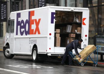 191217180817-fedex-truck-file