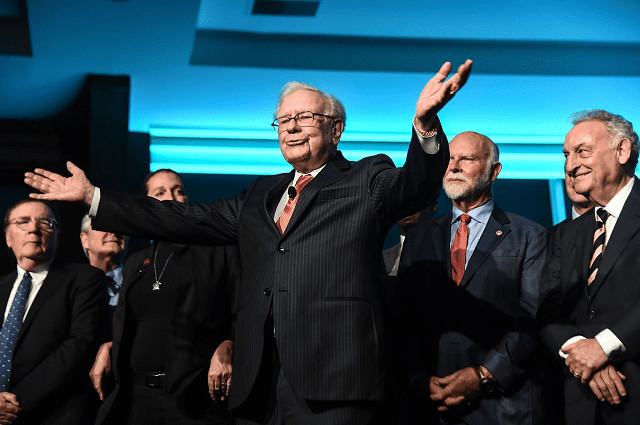 Warren Buffett với thương vụ 9,7 tỷ USD