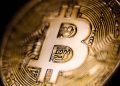 Bitcoin lập kỷ lục mới vượt 125.000 USD