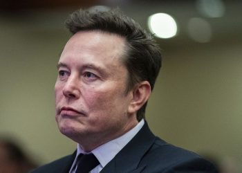 Elon Musk có thể rời Tesla nếu gói lương 1 nghìn tỷ USD không được thông qua