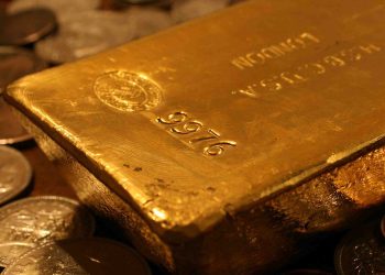 Giá vàng ngày 13/10: vàng SJC tăng thêm 800.000 đồng/lượng