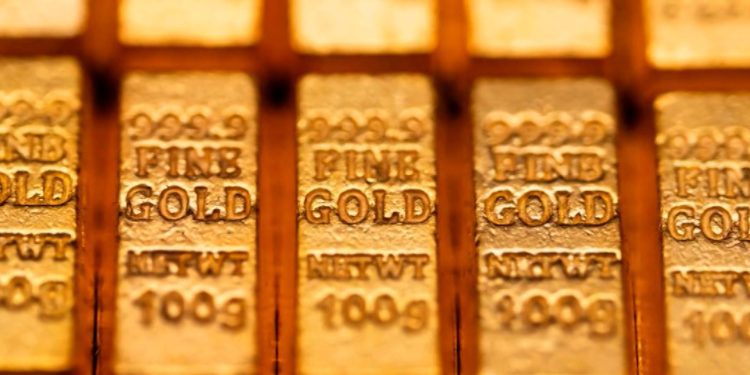 Giá vàng ngày 14/10: vàng thế giới vượt 4.100 USD/ounce