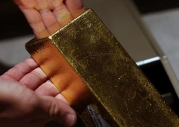 Giá vàng ngày 26/11: vàng SJC trở lại trên 153 triệu đồng/lượng