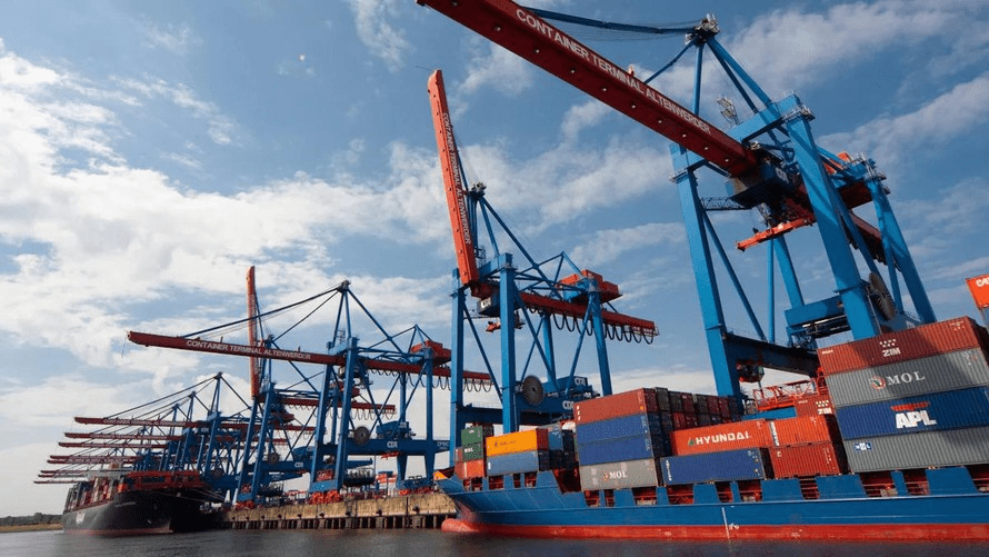 Một năm thuế quan đầy biến động