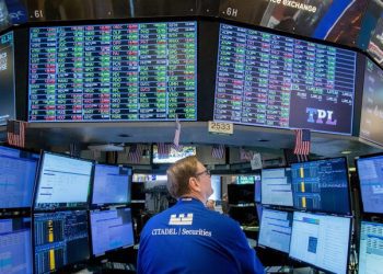 Chứng khoán Mỹ tăng điểm mạnh nhờ lực đẩy của cổ phiếu công nghệ 