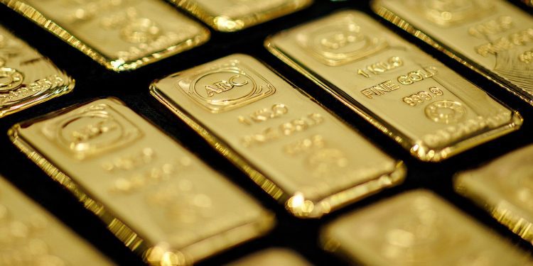 Giá vàng ngày 25/12: vàng SJC quay đầu giảm mạnh