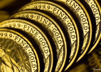 Giá vàng ngày 10/12: vàng SJC và vàng nhẫn đồng loạt giảm mạnh