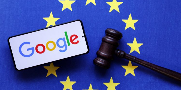 Google đối mặt nguy cơ bị EU phạt do ưu tiên dịch vụ của chính mình