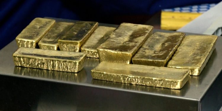 Giá vàng ngày 23/02: vàng SJC áp sát mốc 185 triệu/lượng