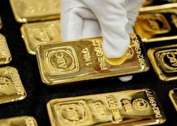 Giá vàng ngày 19/03: Vàng mất gần 5 triệu đồng/lượng chỉ sau 1 đêm