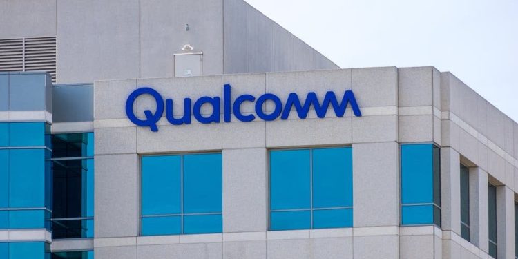 Cổ phiếu Qualcomm vọt tăng 13% sau thông tin hợp tác với OpenAI 