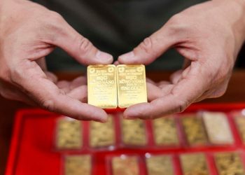 Giá vàng ngày 07/04: Vàng SJC và vàng nhẫn đồng loạt đi xuống