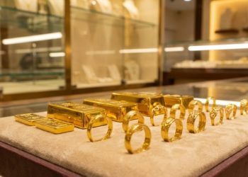 Giá vàng ngày 10/04: Vàng SJC vọt lên ngưỡng 172,7 triệu đồng/lượng