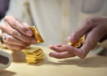 Giá vàng ngày 22/04: Vàng SJC giảm xuống dưới 170 triệu đồng/lượng