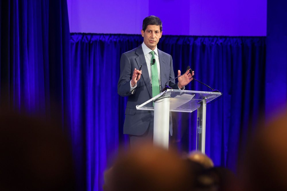 Kevin Warsh t