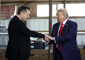 Elon Musk, Tim Cook sẽ tháp tùng Tổng thống Trump đi Trung Quốc