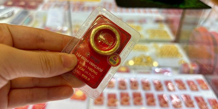 Giá vàng ngày 01/06: Vàng SJC tăng nhẹ đầu tuần